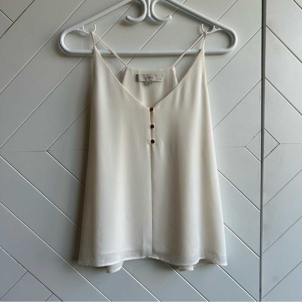 $10 item! Women’s petit Loft Ivory Sleeveless blouse with gold buttons size S